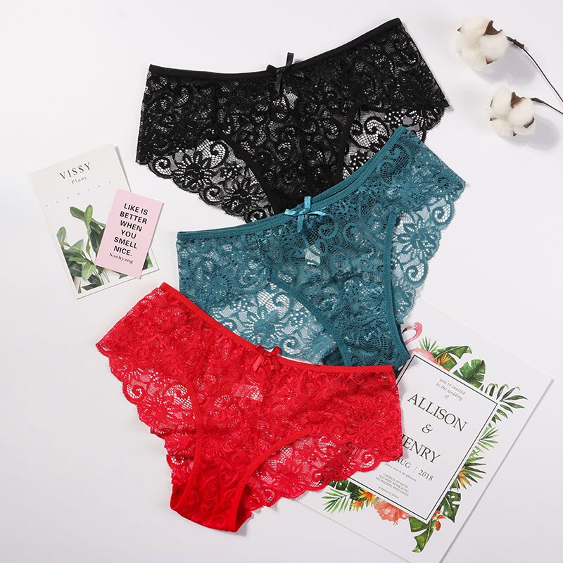 Women's Floral Lace Panties Set