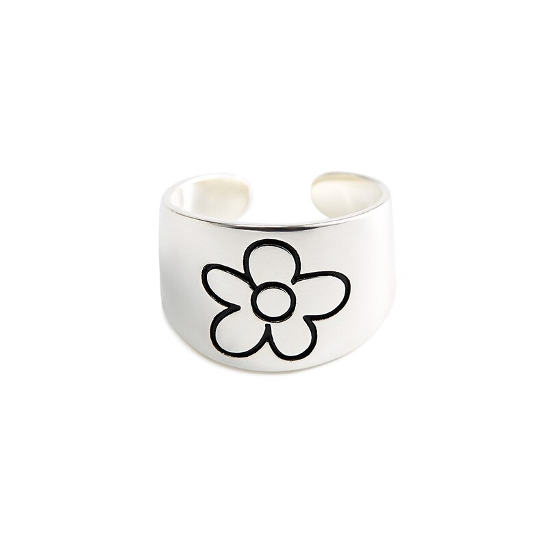 Women's Flower Graved Ring Women's Flower Graved Ring